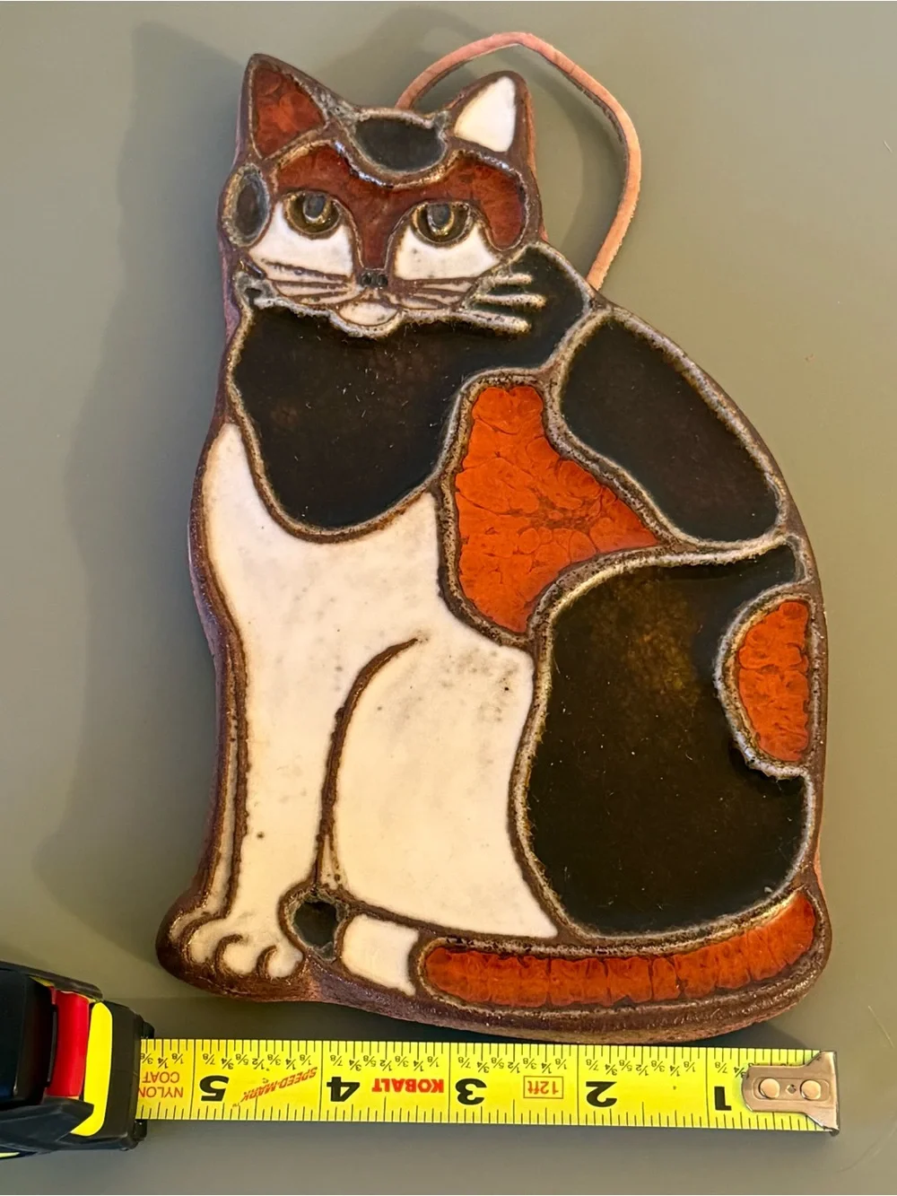 Victoria Littlejohn Brown and White Calico Cat Wall Hanging Art Trivet MCM